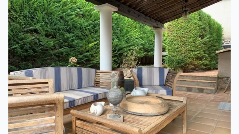 Talo Etela Ranska Menton 4h 151m2 uima allas 16 1024x576 1 768x432