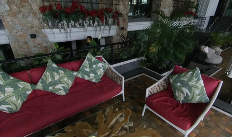 21st floor swimming pool area 768x453