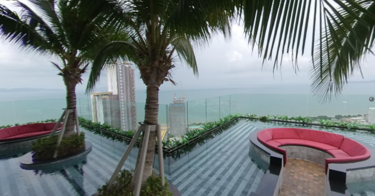 43th floor lounge outside 2 768x402